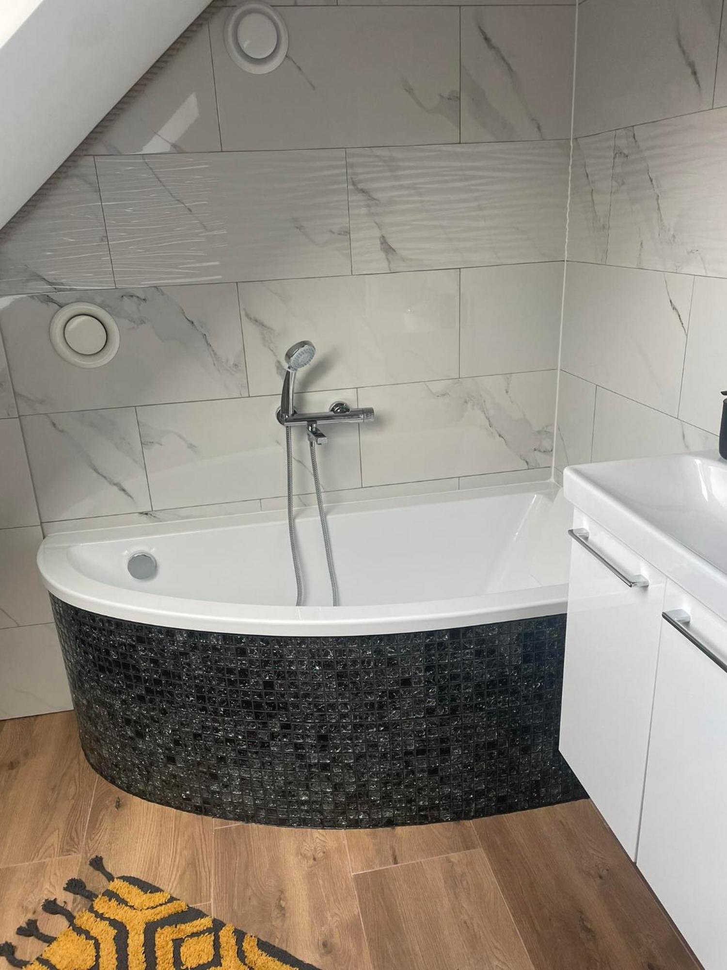 Jaskowa Chata Bieszczady Apartament Z Basenem Baligród Esterno foto