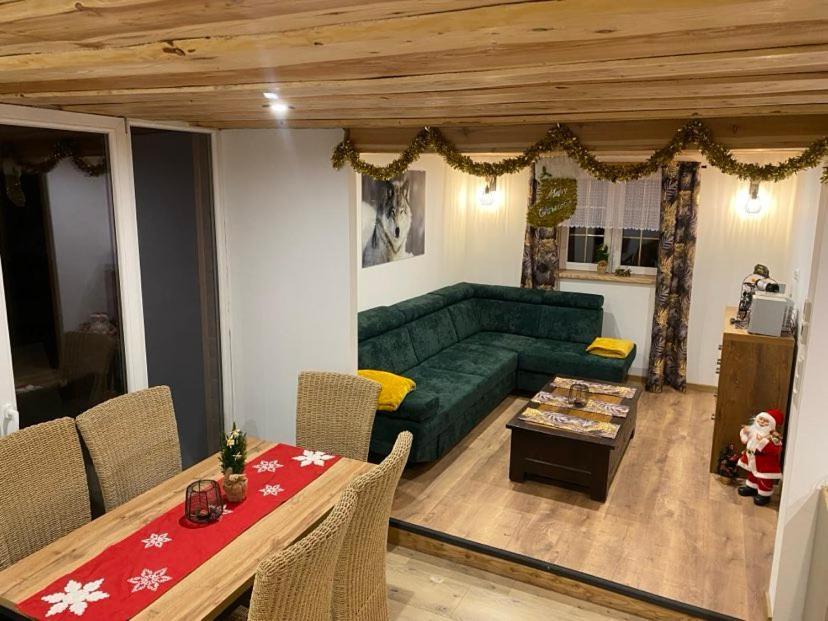Jaskowa Chata Bieszczady Apartament Z Basenem Baligród Esterno foto